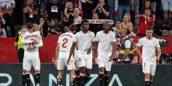 西甲巴塞罗那VS塞维利亚比分预测与赛事分析